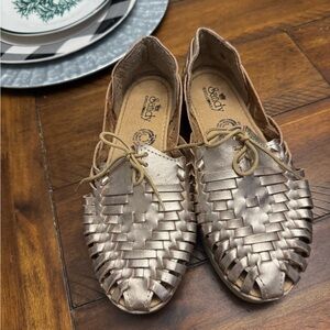 Women's Sandy Exclusivas Huarache Fisherman  Leather Metallic Woven Shoes 24/7